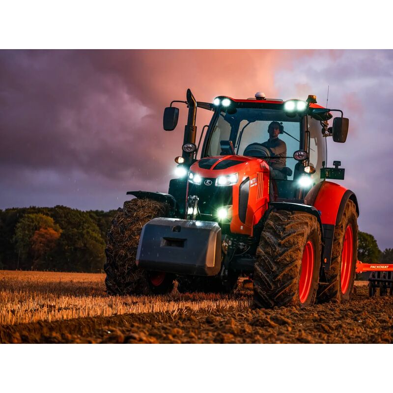 Traktor Kubota M7153